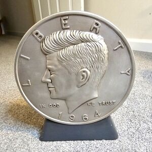 1964 Kennedy Half Dollar Ceramic Bank Unique Collectible USA